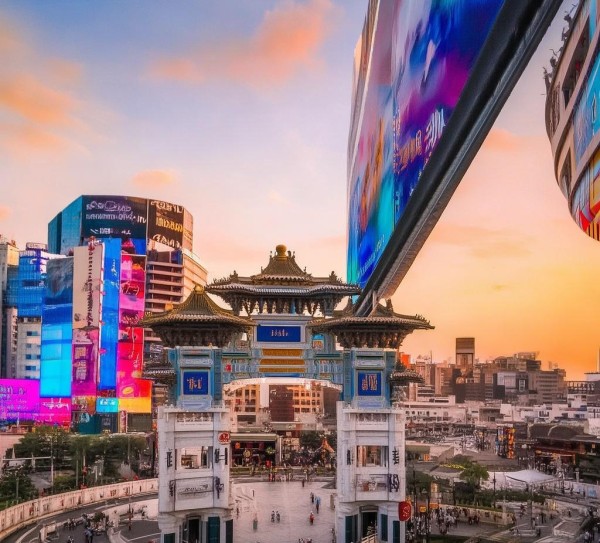 探索天门，开启广告灵感之都之旅。