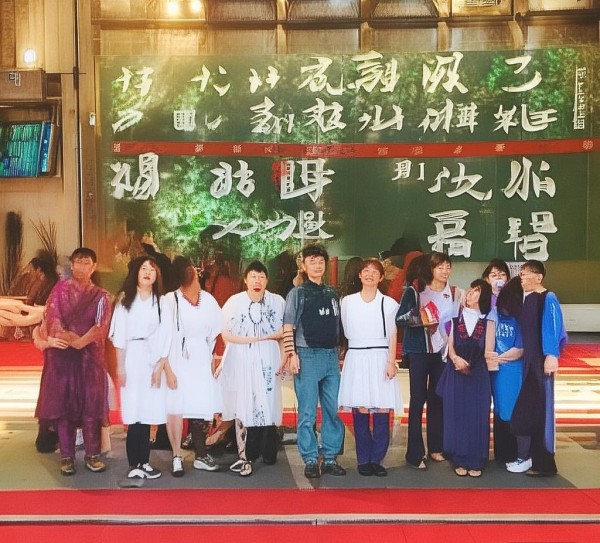 广告公司展架海报宣传图,视觉表达的关键要素