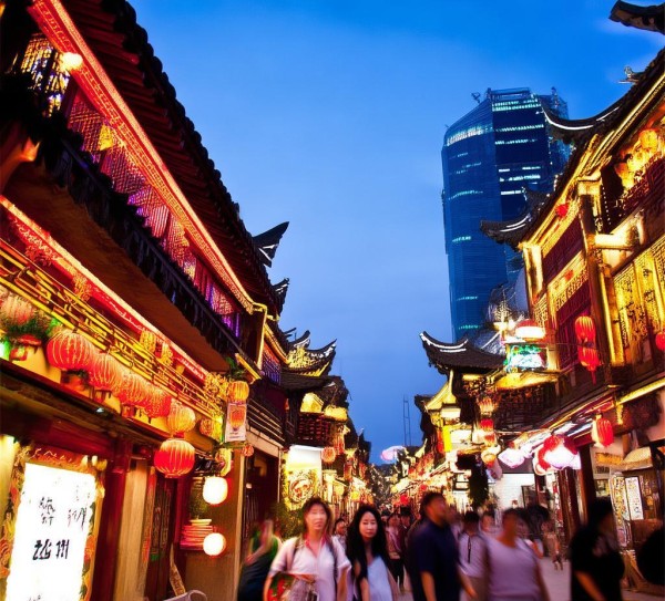 江汉路，经典与创新的结合